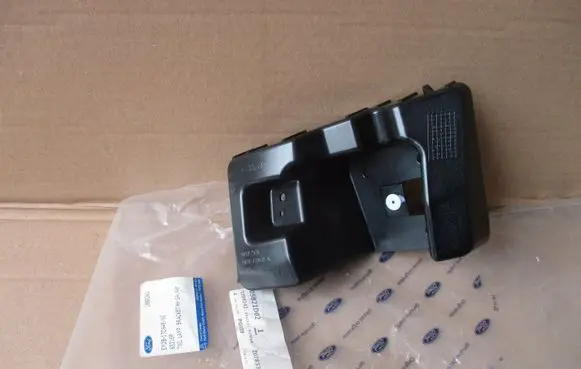Ford S-MAX Rear bumper mounting bracket EM2B17D948N