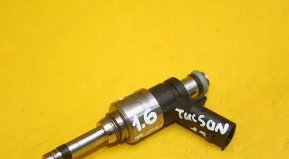 KIA Ceed Fuel injector 9041080014