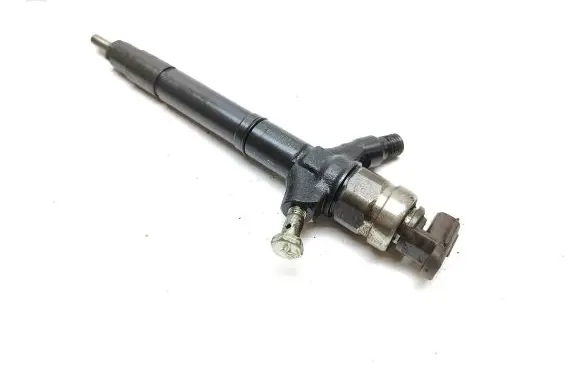 Toyota Land Cruiser (J200) Fuel injector 2367051030 02M08095