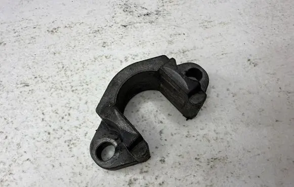 BMW 5 E60 E61 Fuel Injector clamp holder 