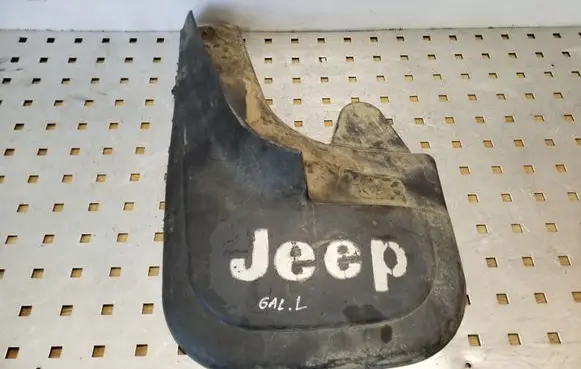 Jeep Cherokee III KJ Rear mudguard 