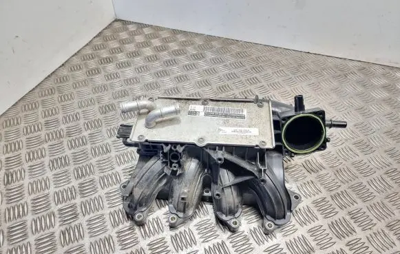 Audi A1 Intake manifold 03f145749 8694591360 2EE00Z