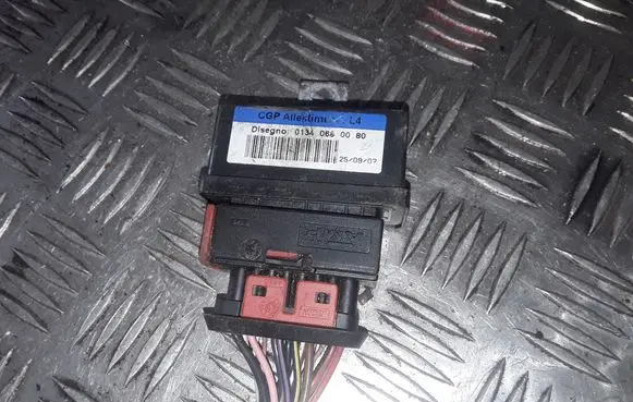 Peugeot Boxer Coolant fan relay 01345962080