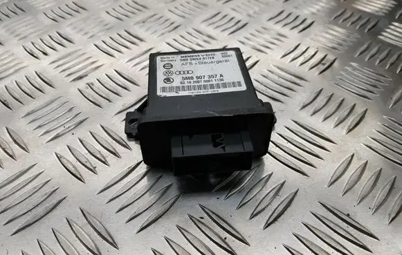 Volkswagen PASSAT B6 Light module LCM 5M0907357A