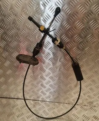 Opel Insignia A Gear shift cable linkage 