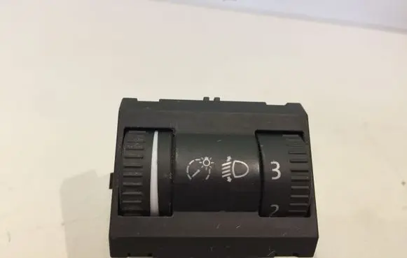 Skoda Octavia Mk2 (1Z) Headlight level height control switch 1Z0941333