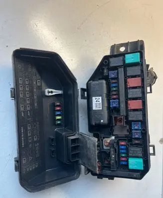 Honda Accord Fuse module TA0A0 810170134
