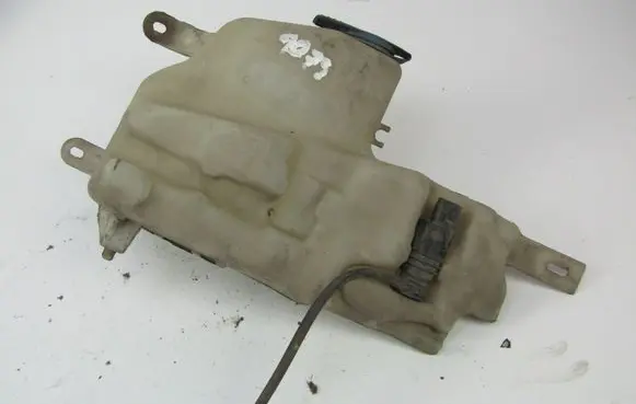Volkswagen Caddy Windshield washer fluid reservoir/tank 