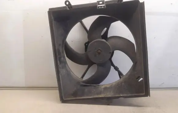 Mitsubishi Carisma Electric radiator cooling fan 8240174