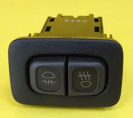 Fog light switch