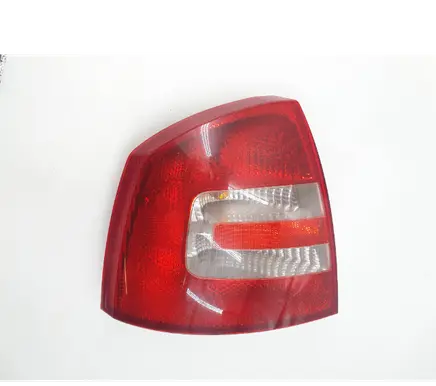 Skoda Octavia Mk2 (1Z) Rear/tail lights 1Z5945095A 1Z5945111A