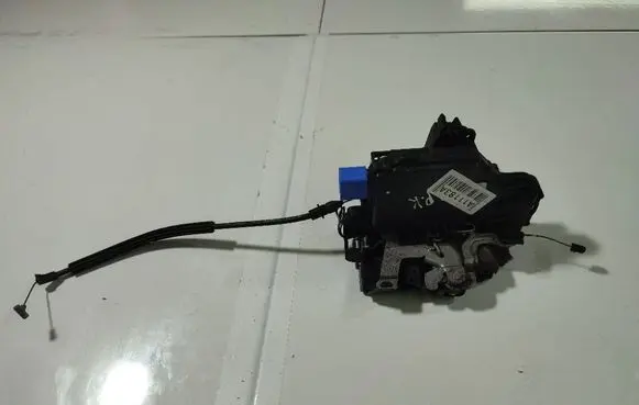 Skoda Roomster (5J) Front door lock 