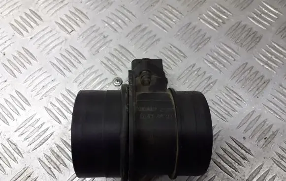 Volkswagen PASSAT B5.5 Mass air flow meter 281002461
