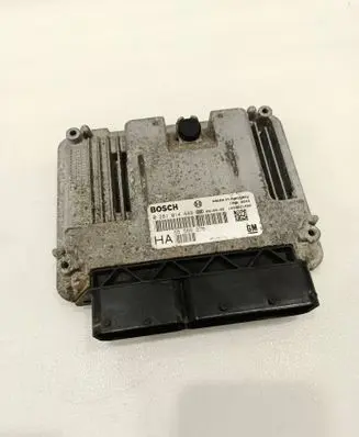 Opel Vectra C Engine control unit/module 55566276 0281014449 1039S21480