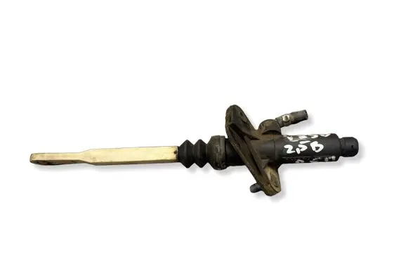 Volvo 850 Clutch master cylinder 3549550