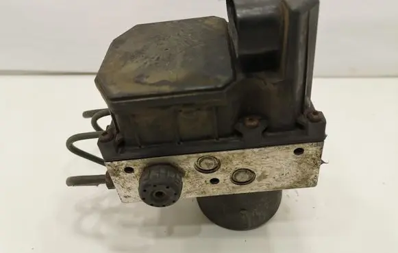 Jaguar X-Type ABS Pump 4X432C285BA