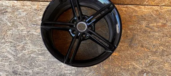 Porsche Taycan 9J1 R21 alloy rim 9J1601025AB B007989