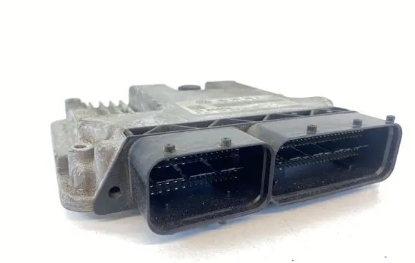 Volkswagen PASSAT CC Engine control unit/module 06J907309B 1039S41215