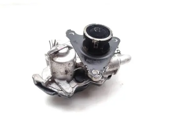 Audi A5 EGR valve 04L131501S V29062884