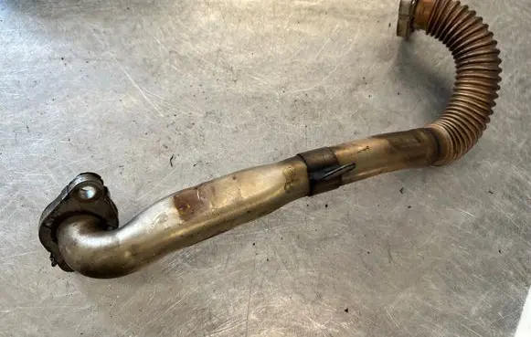 Opel Vivaro EGR valve line/pipe/hose 8200940347