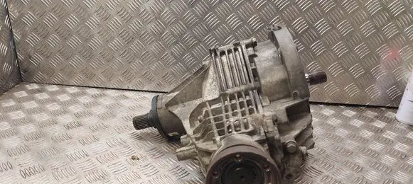 Volkswagen Transporter - Caravelle T5 Gearbox transfer box case 09N409053B