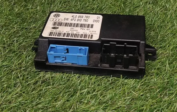 Audi Q7 4L Seat control module 4L0959760 4F0910760