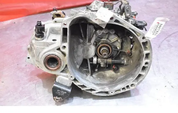 Manual 6 speed gearbox
