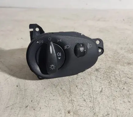 Ford Focus Light switch 498610 98AG13A02