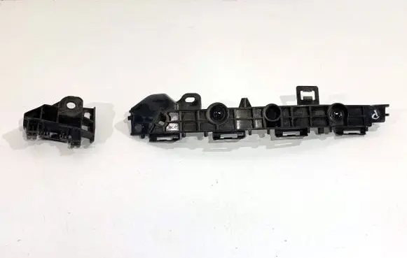 Toyota Yaris Rear bumper mounting bracket 52575K0020