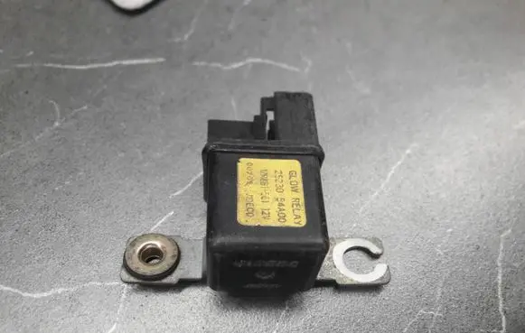 Nissan Sunny Glow plug pre-heat relay