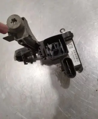 BMW 3 F30 F35 F31 Current control relay 922501504 750000300b 743204