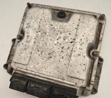 Renault Laguna II Engine control unit/module 8200309329 8200309318 0281011325