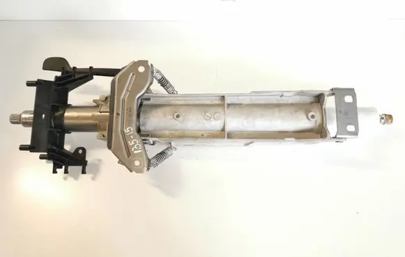 BMW 1 F20 F21 Steering wheel axle 669777 152890019