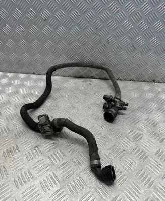 BMW X6 F16 Engine coolant pipe/hose 8513834