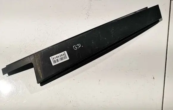 Other rear door trim element