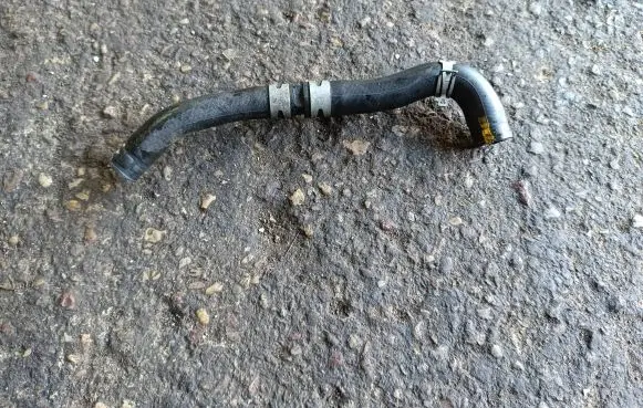 Toyota Mirai Coolant pipe/hose 