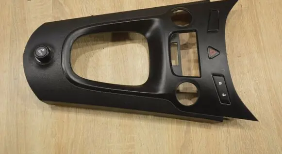 Chevrolet Orlando Gear shifter surround trim plastic 