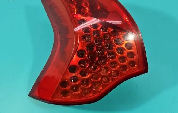 Peugeot 3008 I Rear/tail lights 9683460880G IMPRK1602729