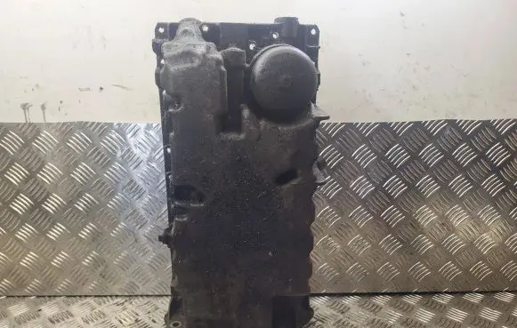 Oil sump