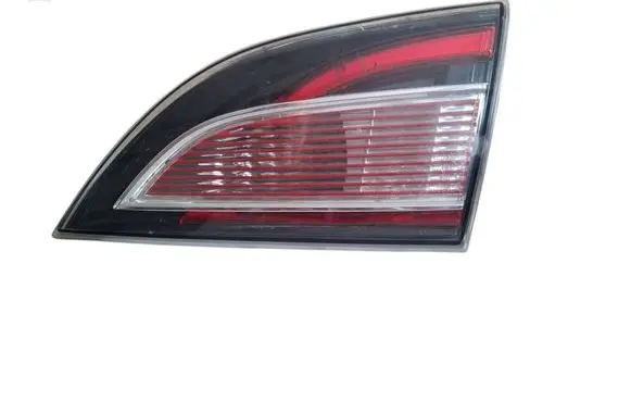 Mazda 6 Tailgate rear/tail lights GS2A-513F0