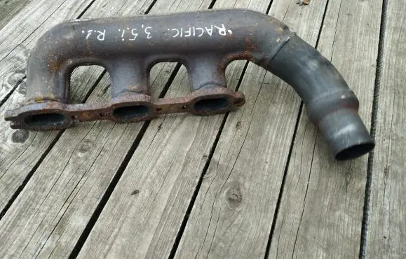 Chrysler Pacifica Exhaust manifold