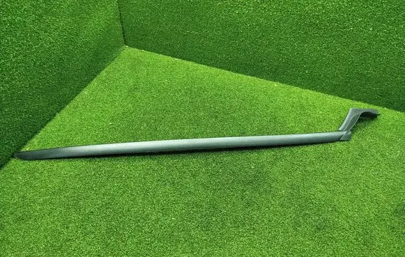 KIA Sportage Windshield trim 86140P1000 86143P1000