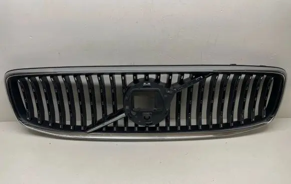 Volvo V90 Cross Country Front bumper upper radiator grill 32234070 32234088 32234078