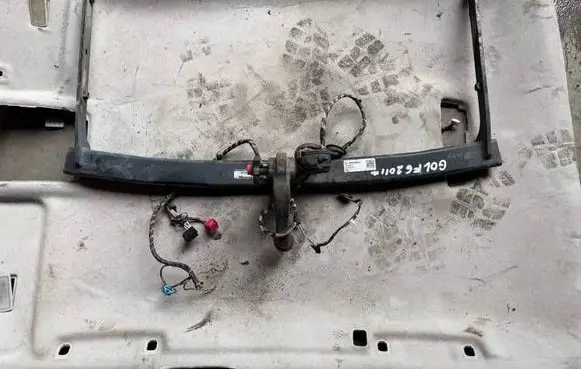 Volkswagen Golf VI Tow bar set 1K5803881B 321628600022