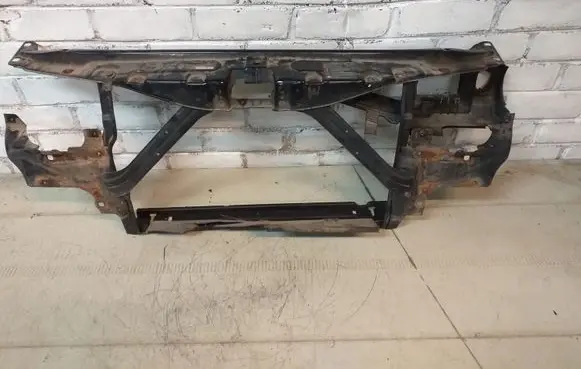 Seat Leon (1M) Radiator support slam panel