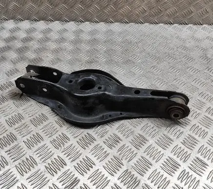 BMW 2 F22 F23 Rear upper control arm/wishbone 6867541 6867540