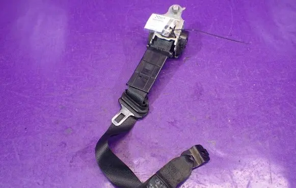 Opel Meriva A Front seatbelt 13149531