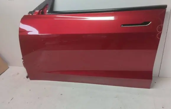 Tesla Model 3 Front door 1751845ECG