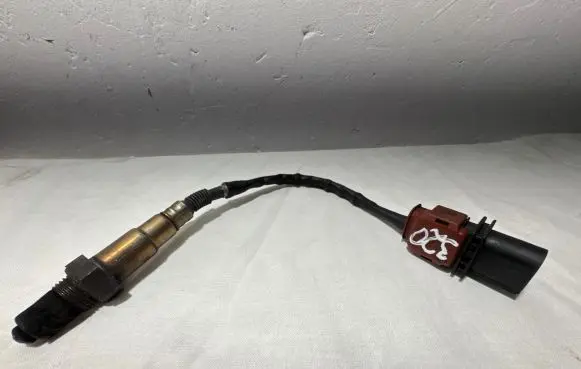 Audi A5 8T 8F Lambda probe sensor 070906262 0281004072