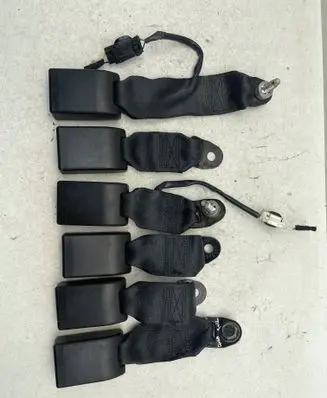 Nissan Qashqai+2 Rear seatbelt buckle 306338699 323565 88822EM10A